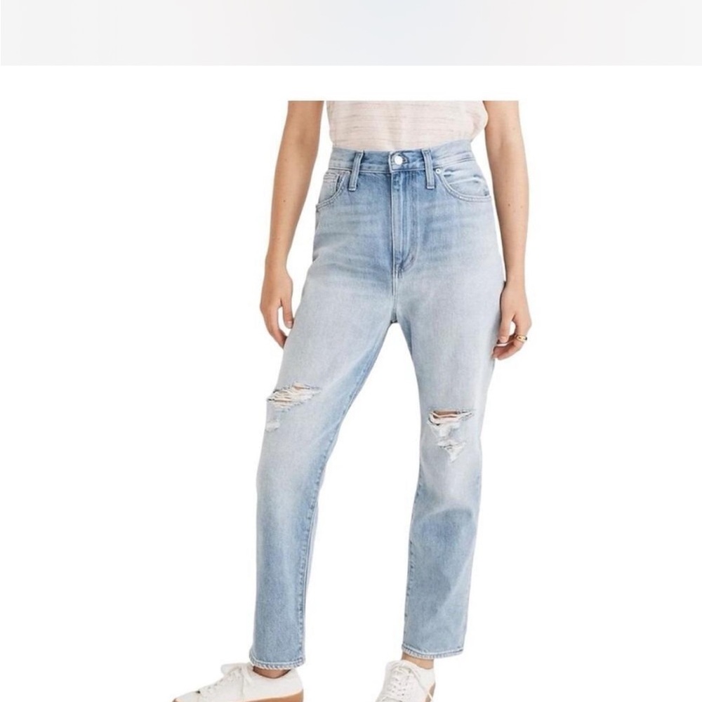 Madewell The Mom Jean High Rise Light Blue Jeans Distressed Edition